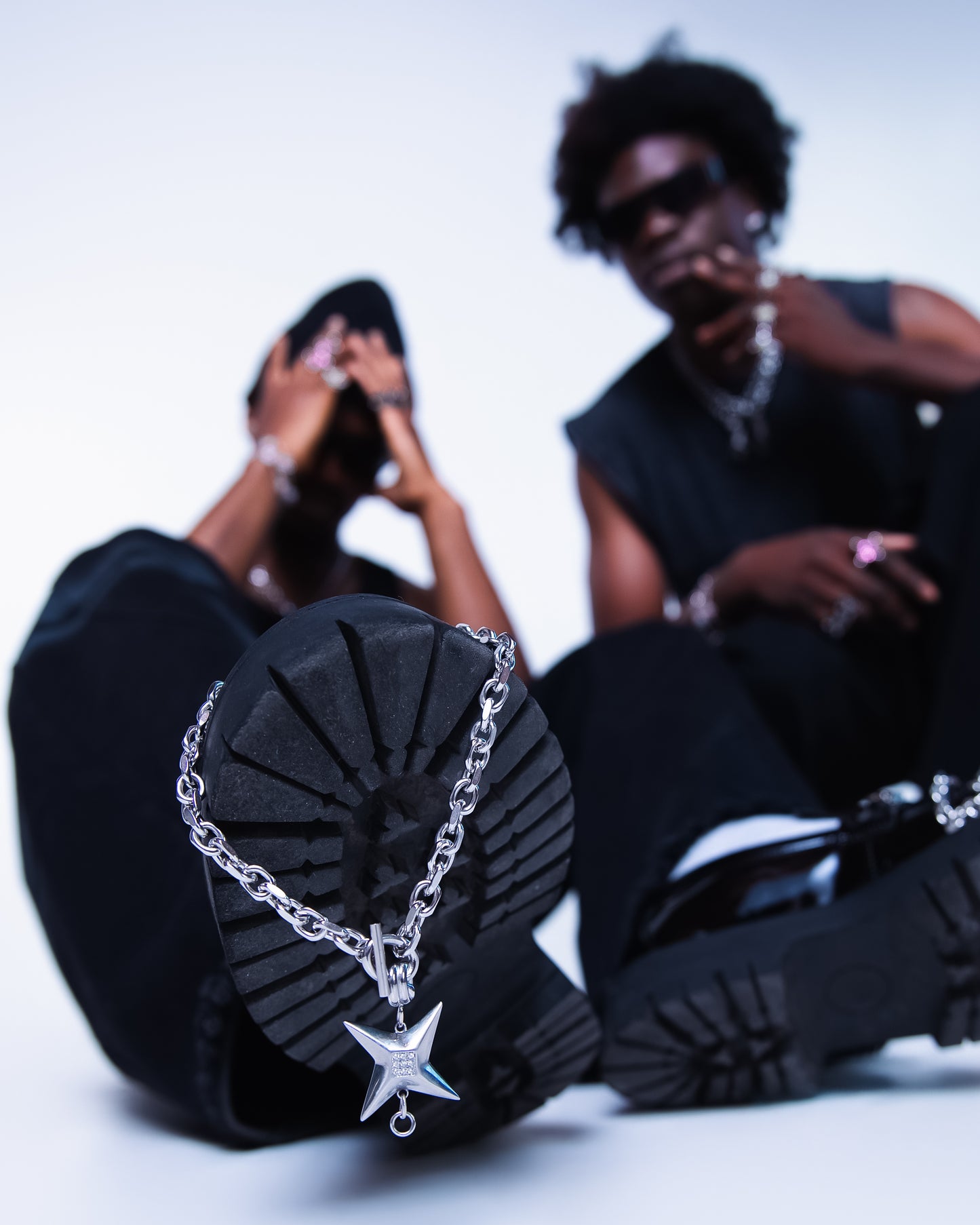 THE BLADE NECKLACE