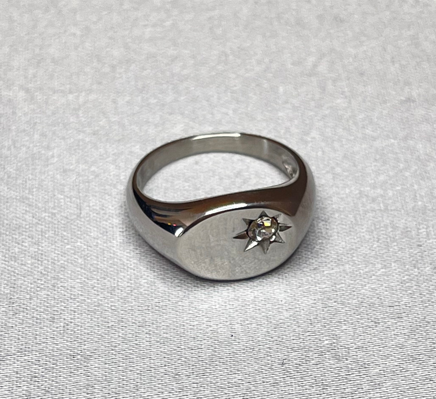 GEM RING