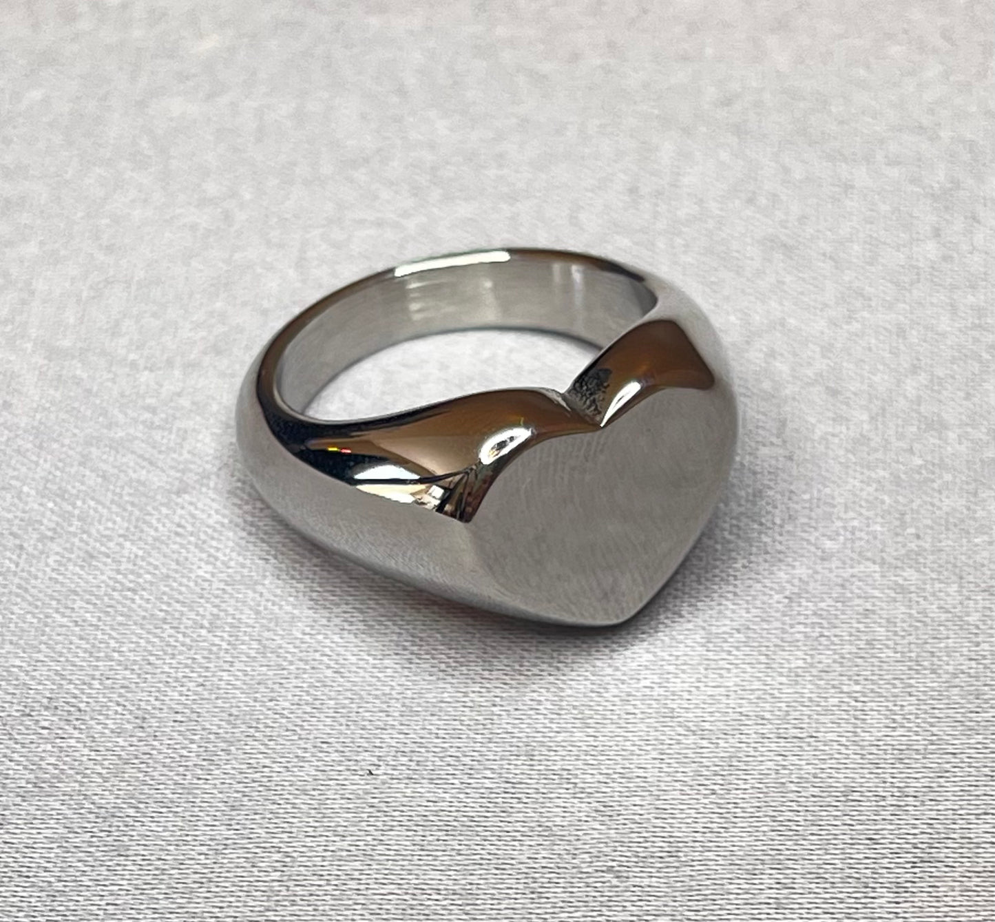 HEART RING