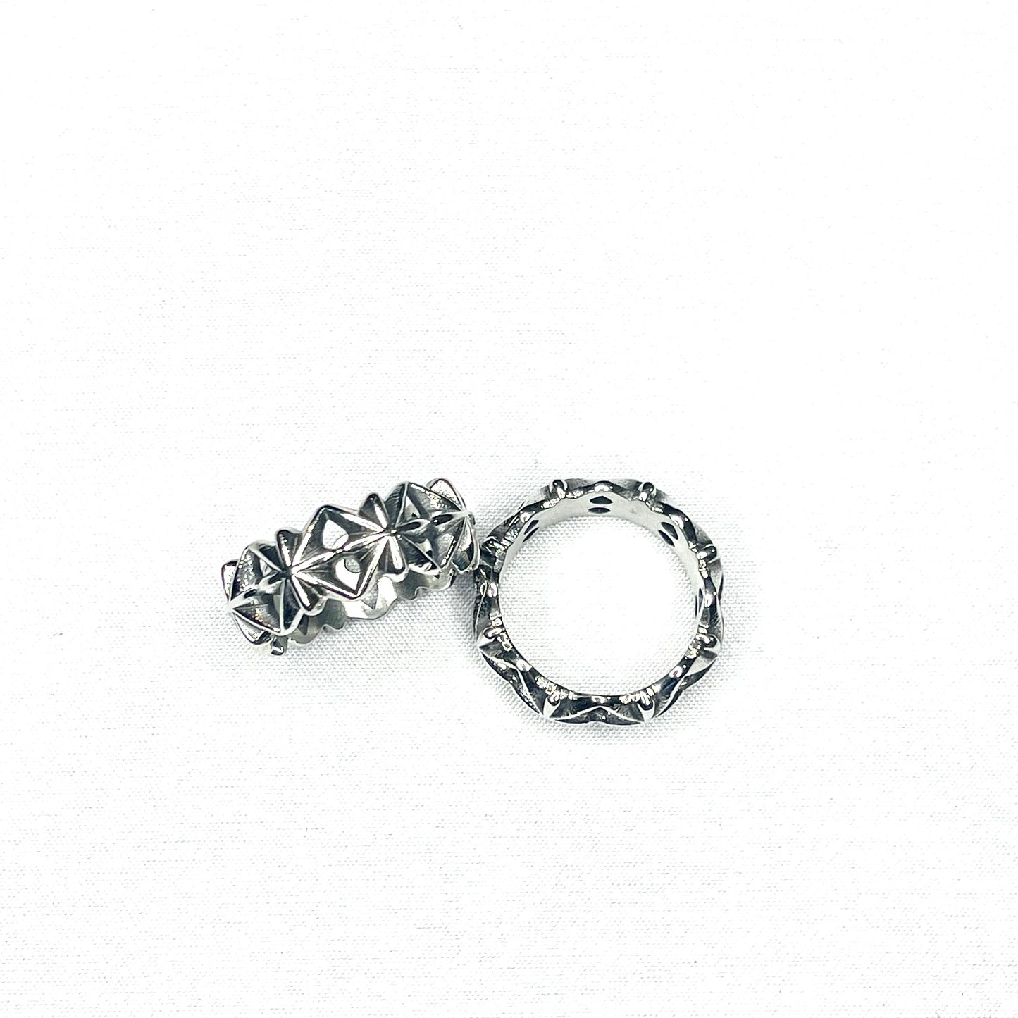 ASTERISKS BAND RING