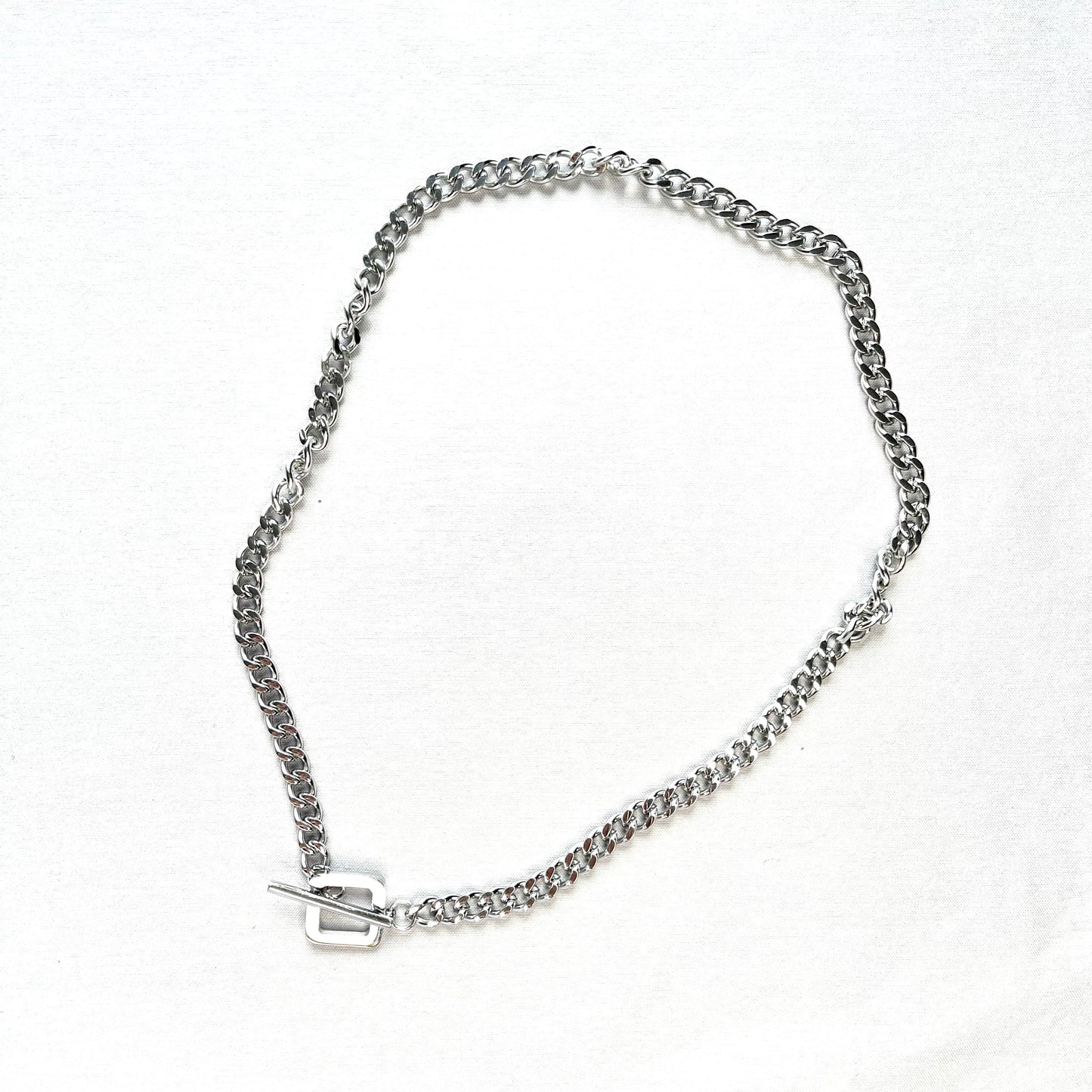 BOX BUCKLE CHAIN
