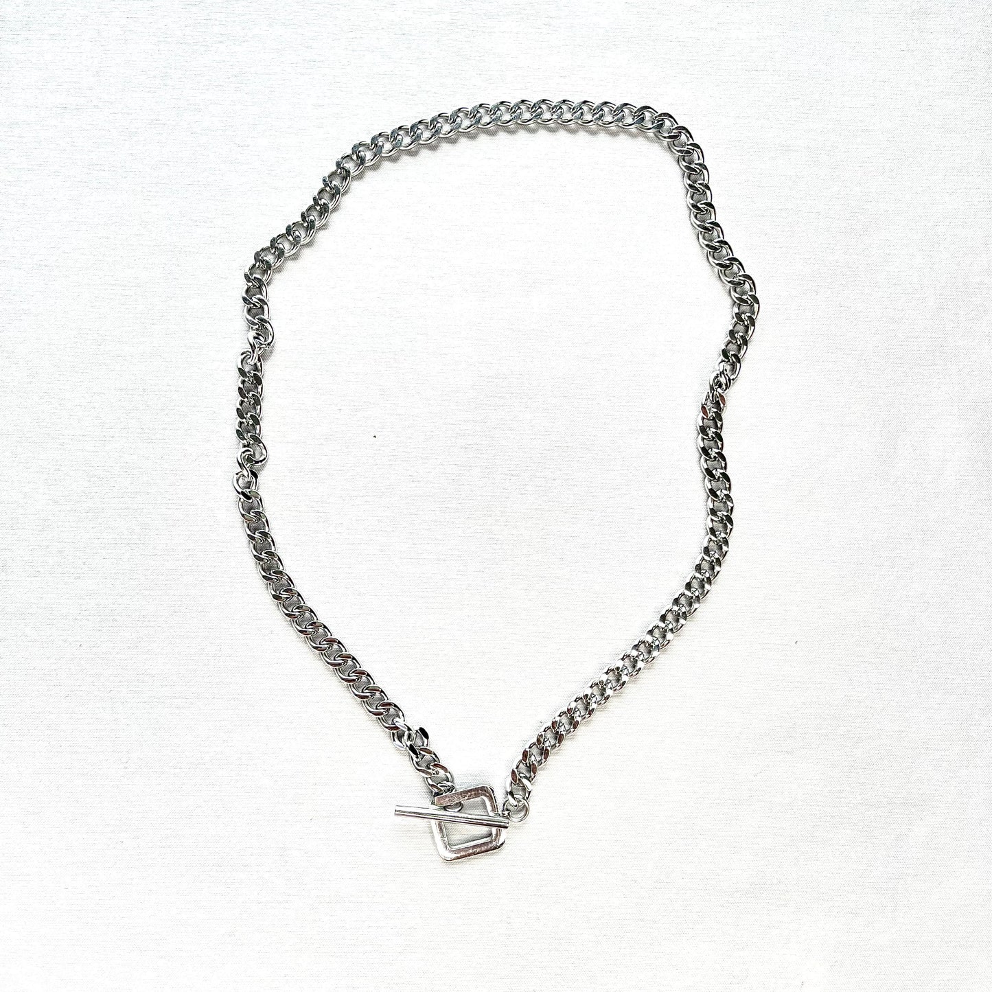 BOX BUCKLE CHAIN