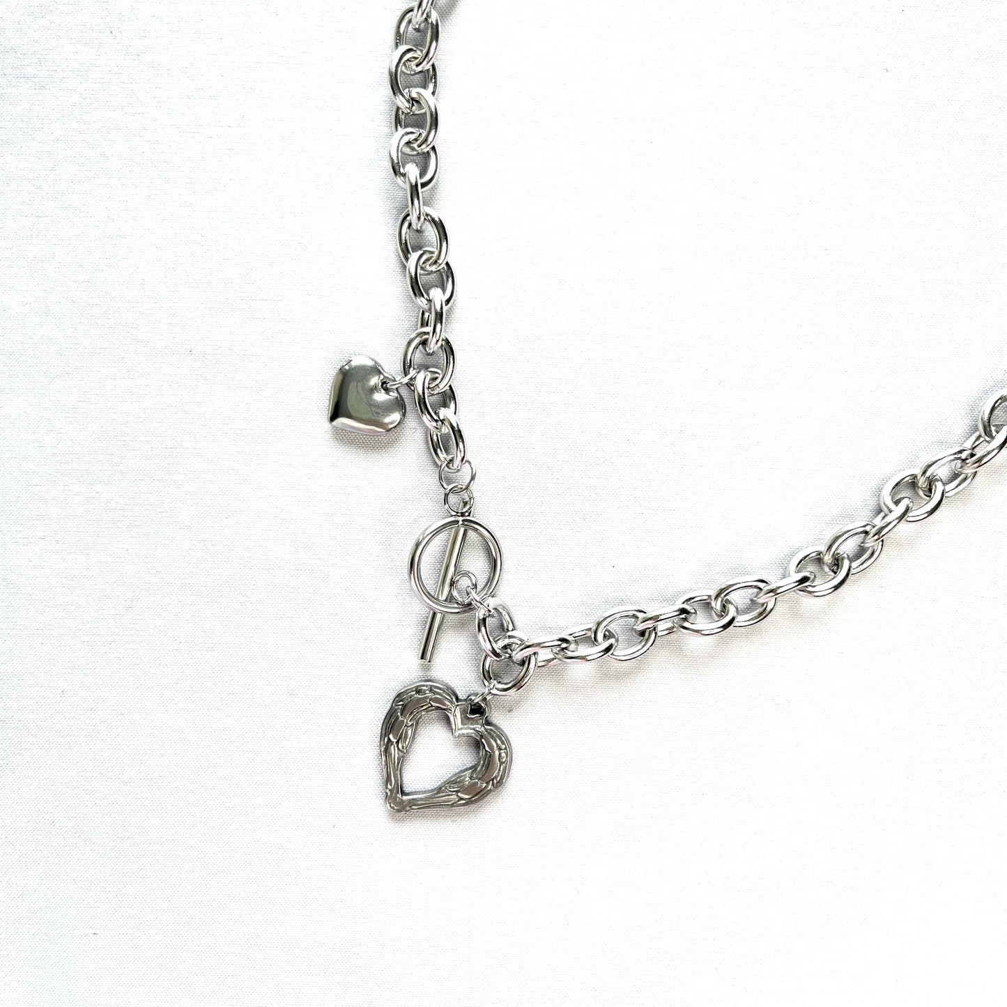 HEART BUCKLE CHAIN