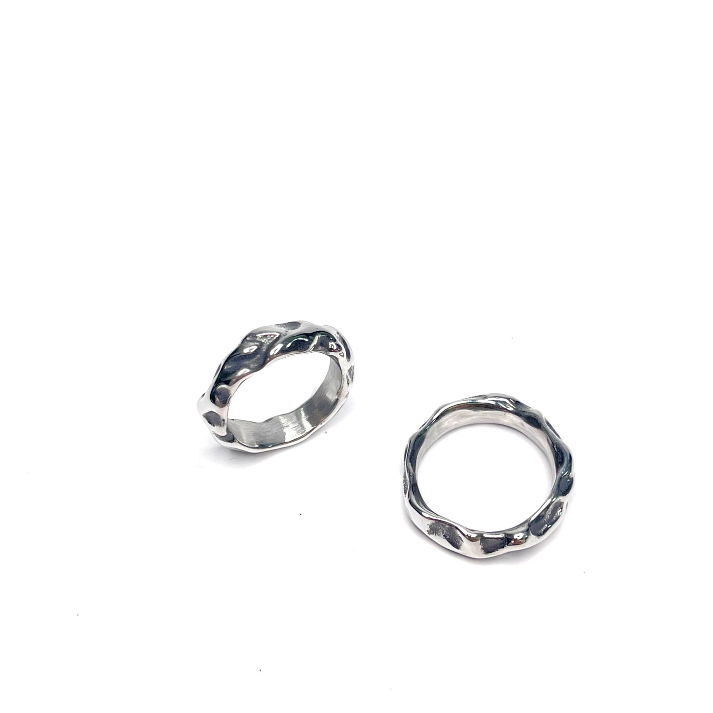 WAVY BAND RING