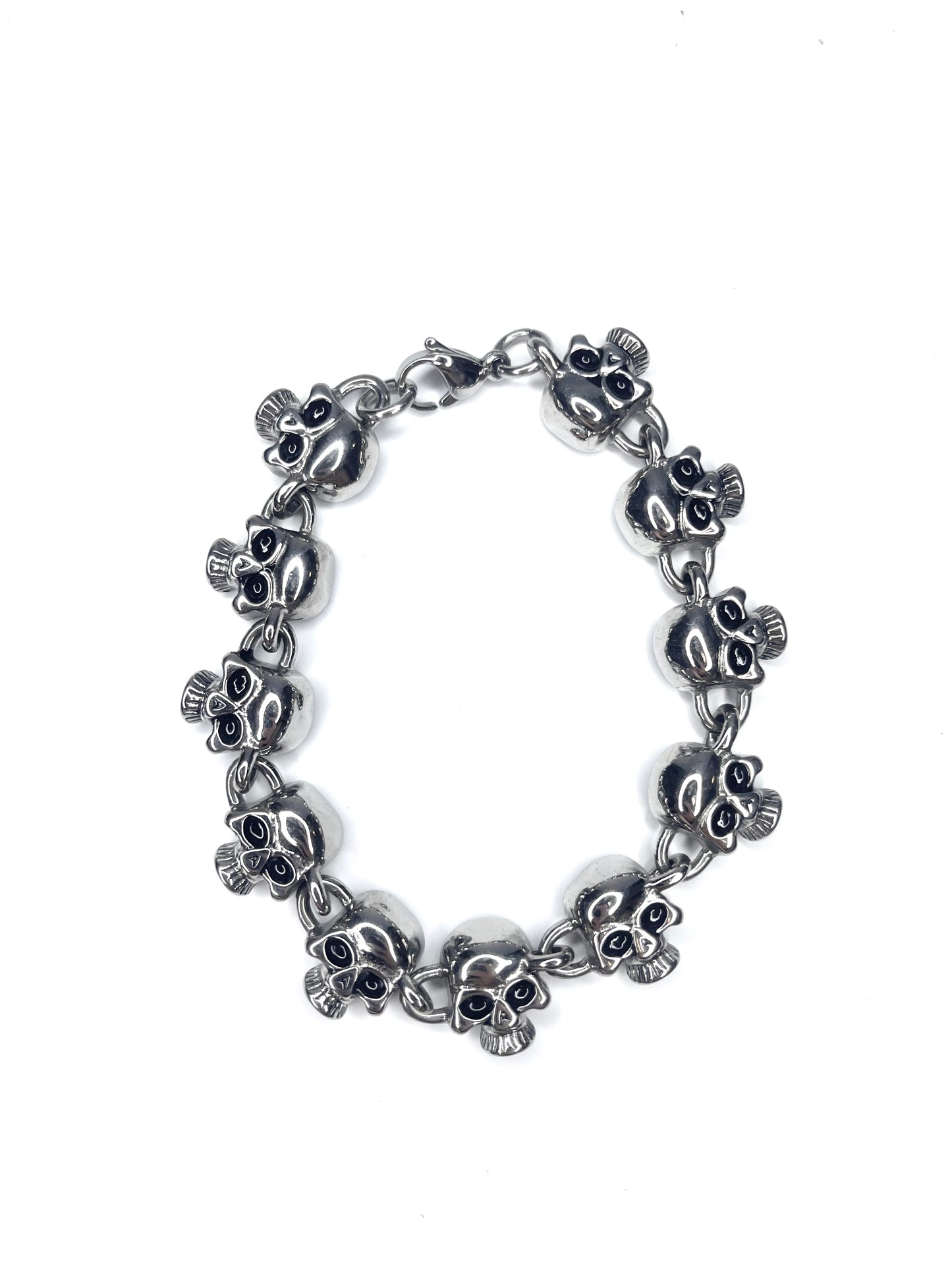 SILVER SKULLCAP BRACELET