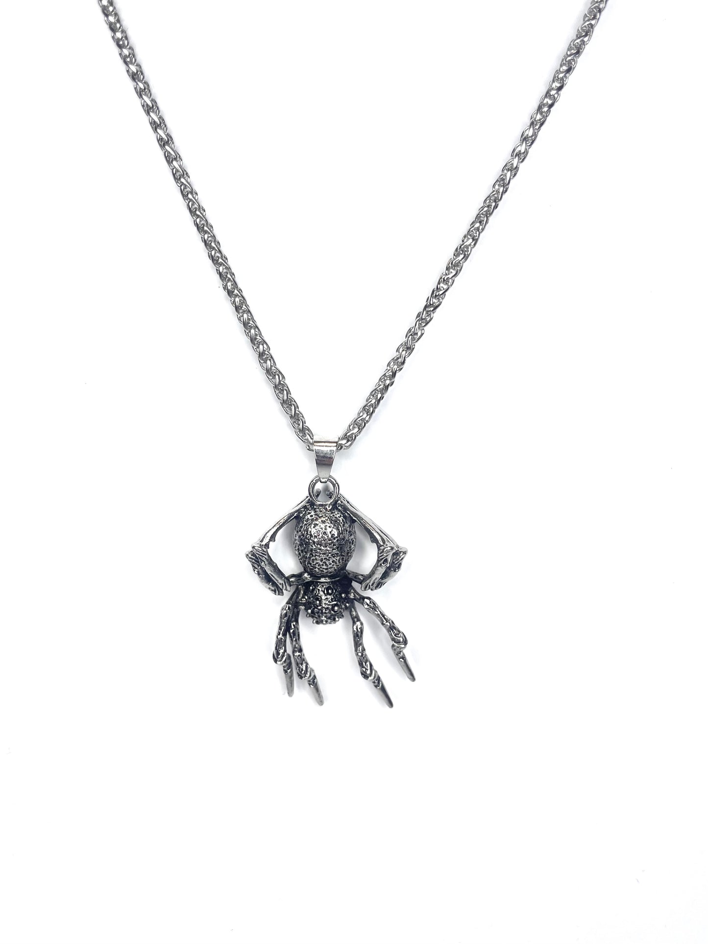 SPIDER CHAIN NECKLACE