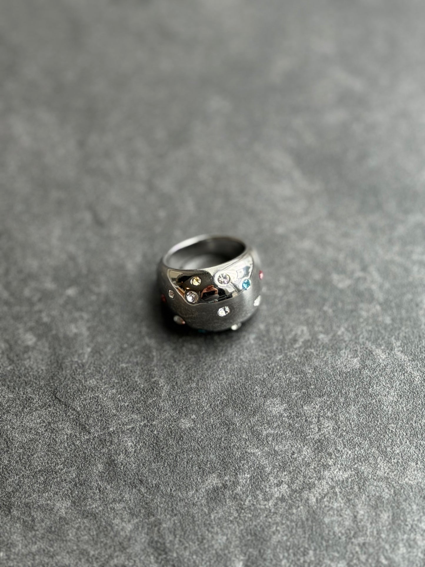 MULTICOLORED BUBBLE RING