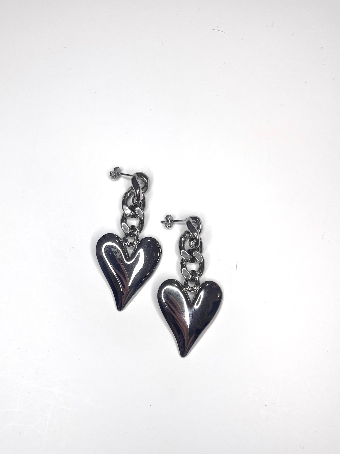 HEART DROP EARRINGS