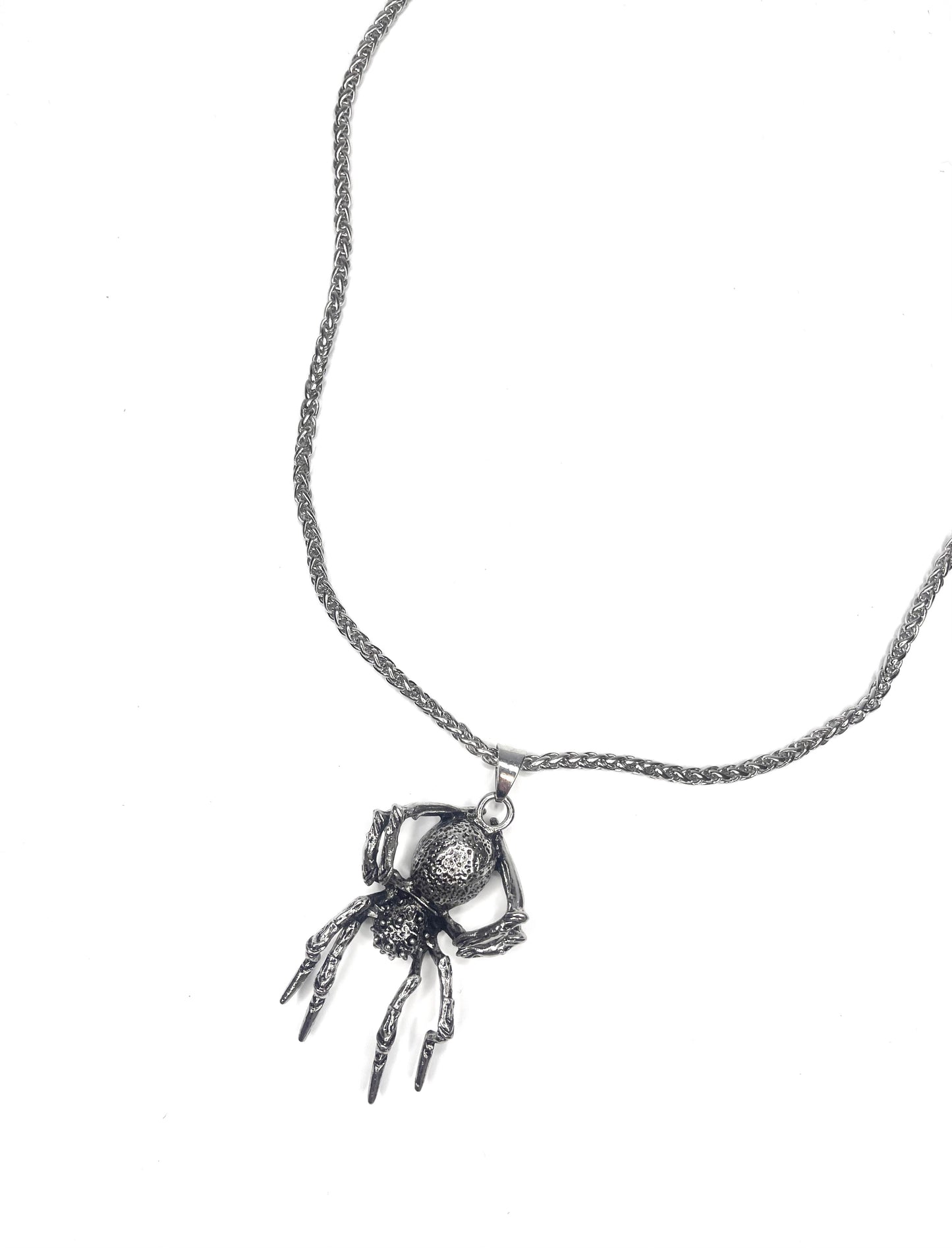 SPIDER CHAIN NECKLACE