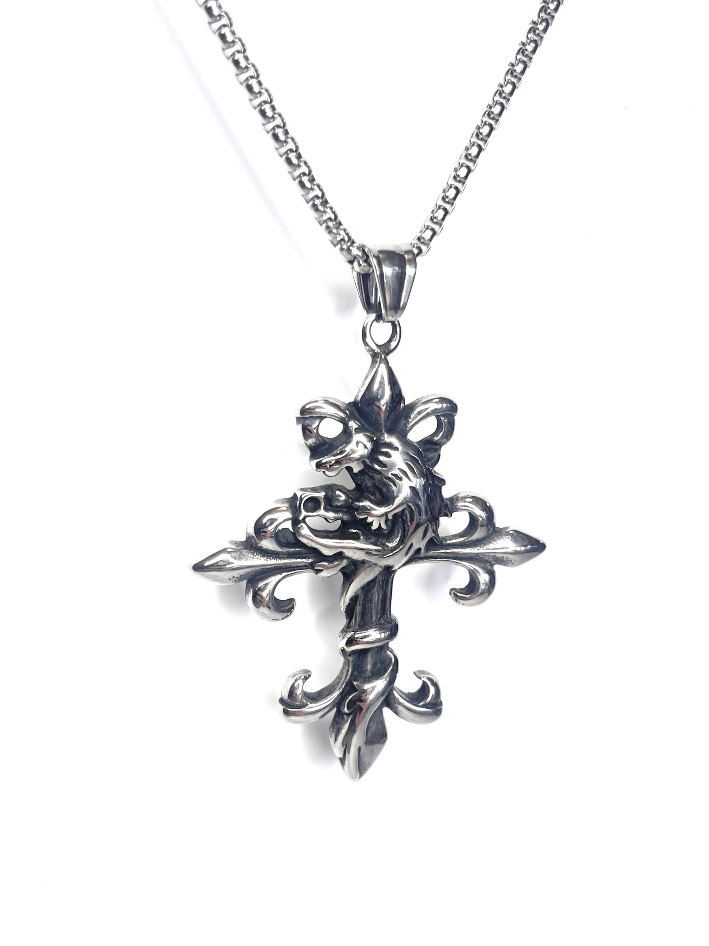 FLEUR DE LIS CROSS CHAIN