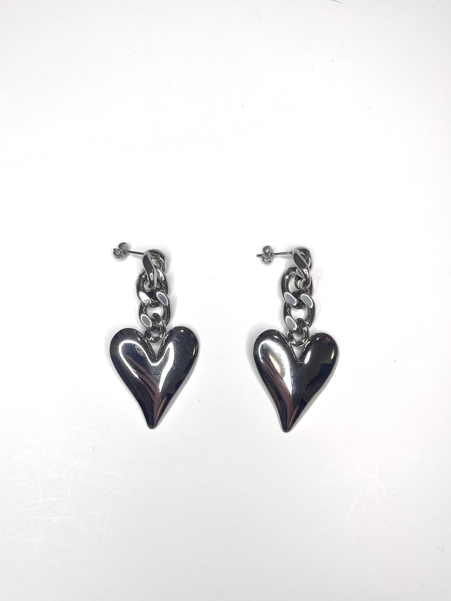 HEART DROP EARRINGS