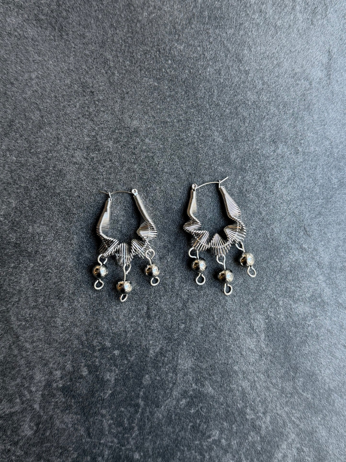 BALL WIRED EARRINGS