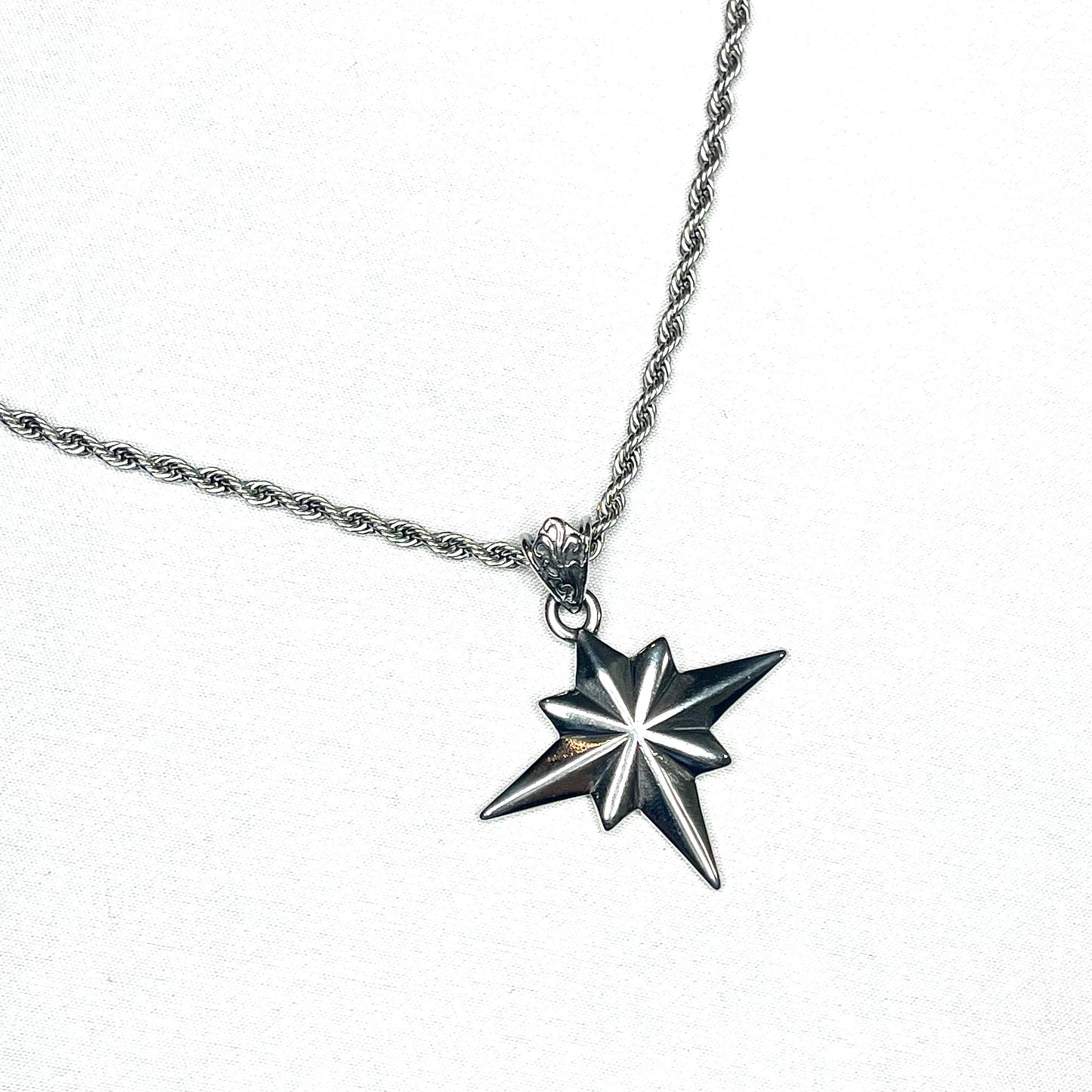 COMPASS STAR CHAIN