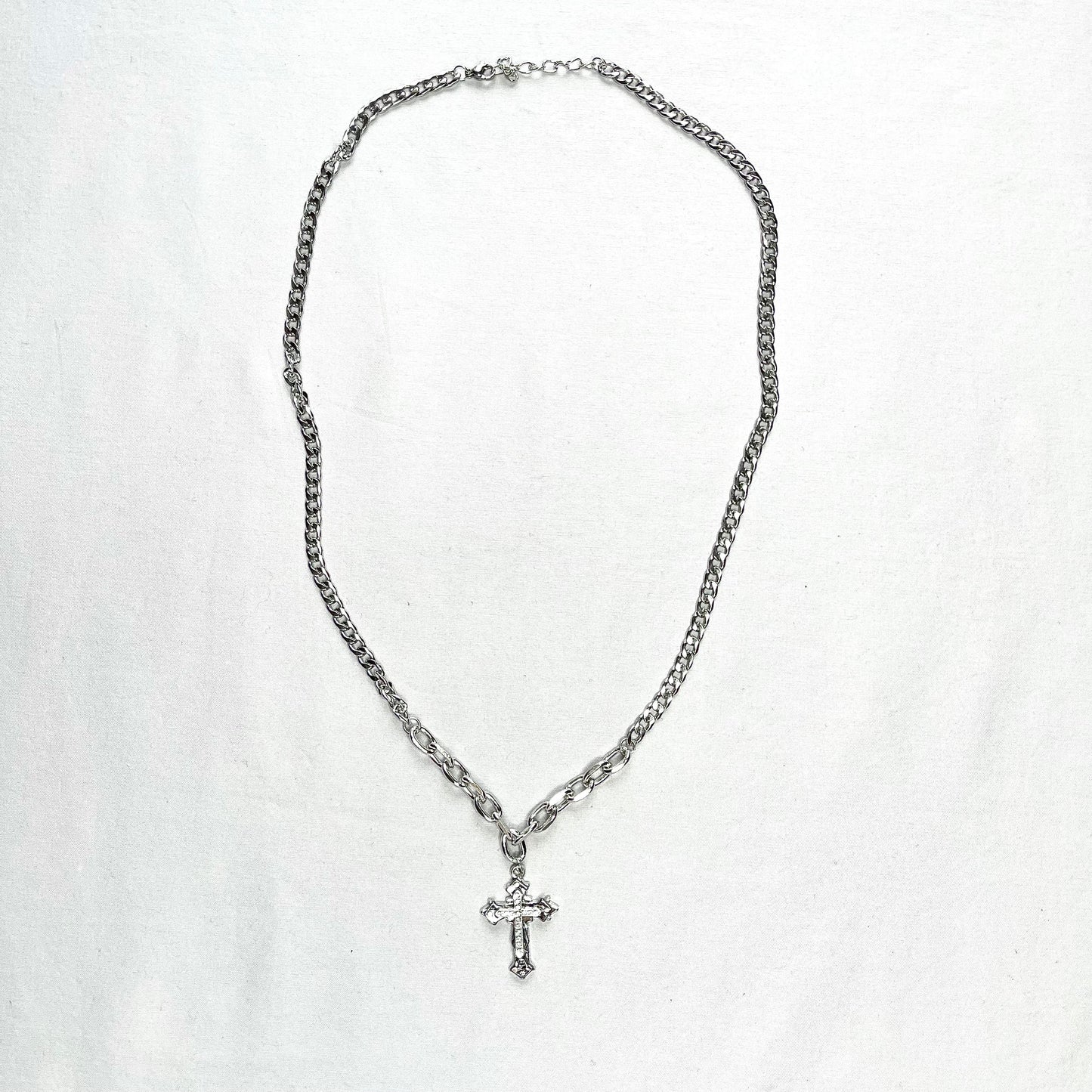 RHINESTONE CROSS CHAIN