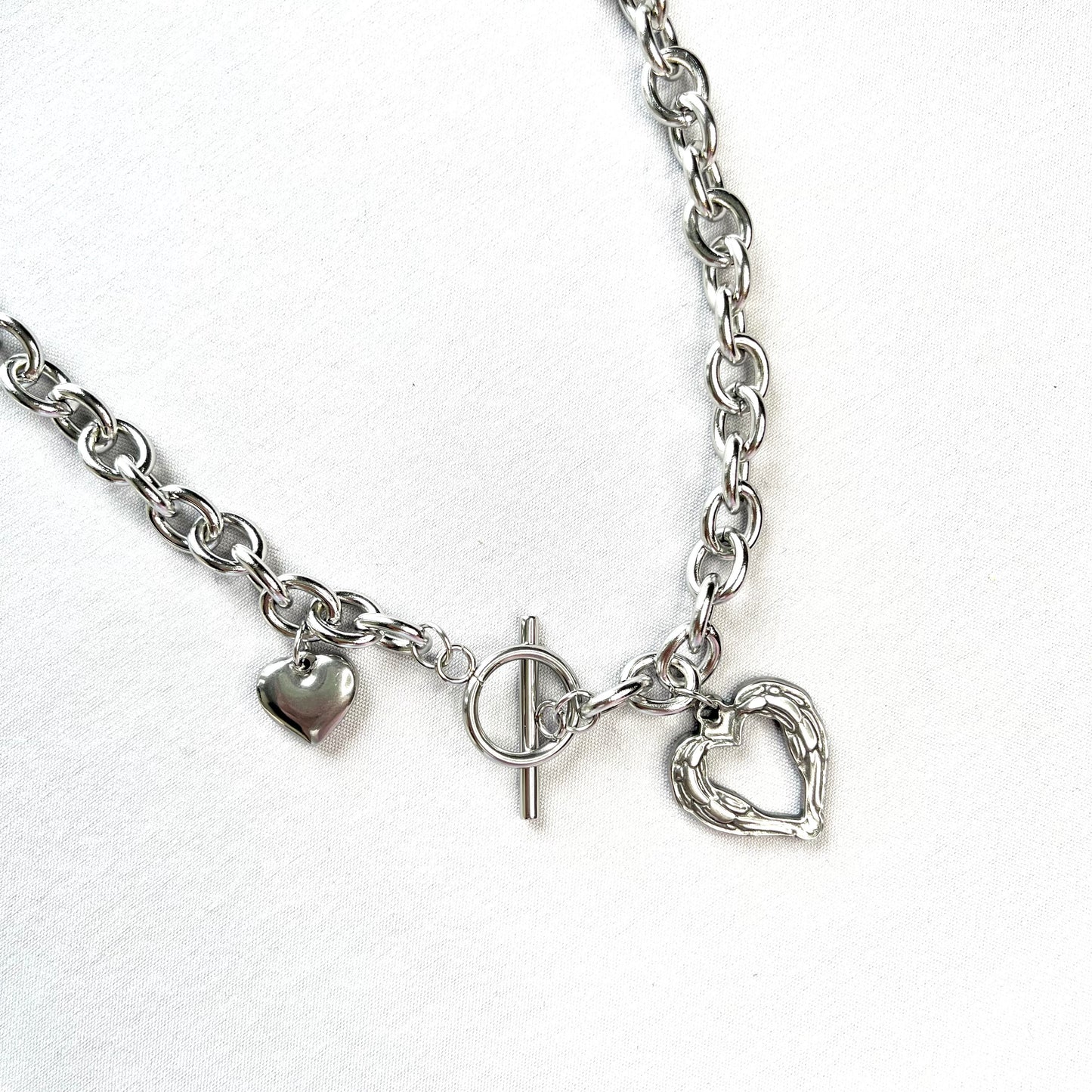 HEART BUCKLE CHAIN